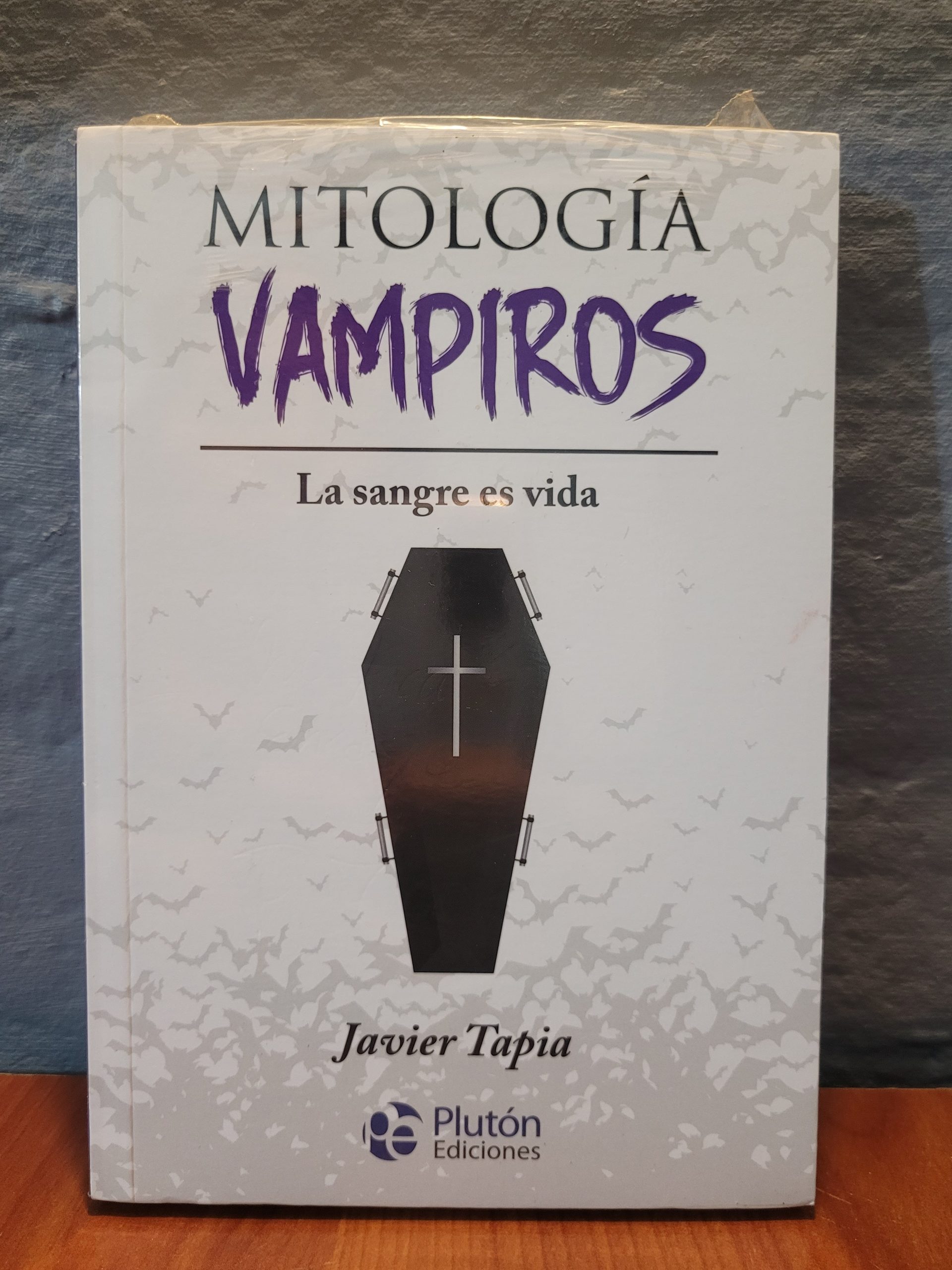 2026/04/1000090671-scaled.jpg Mitología Vampiros. La sangre es vida - Imagen 1